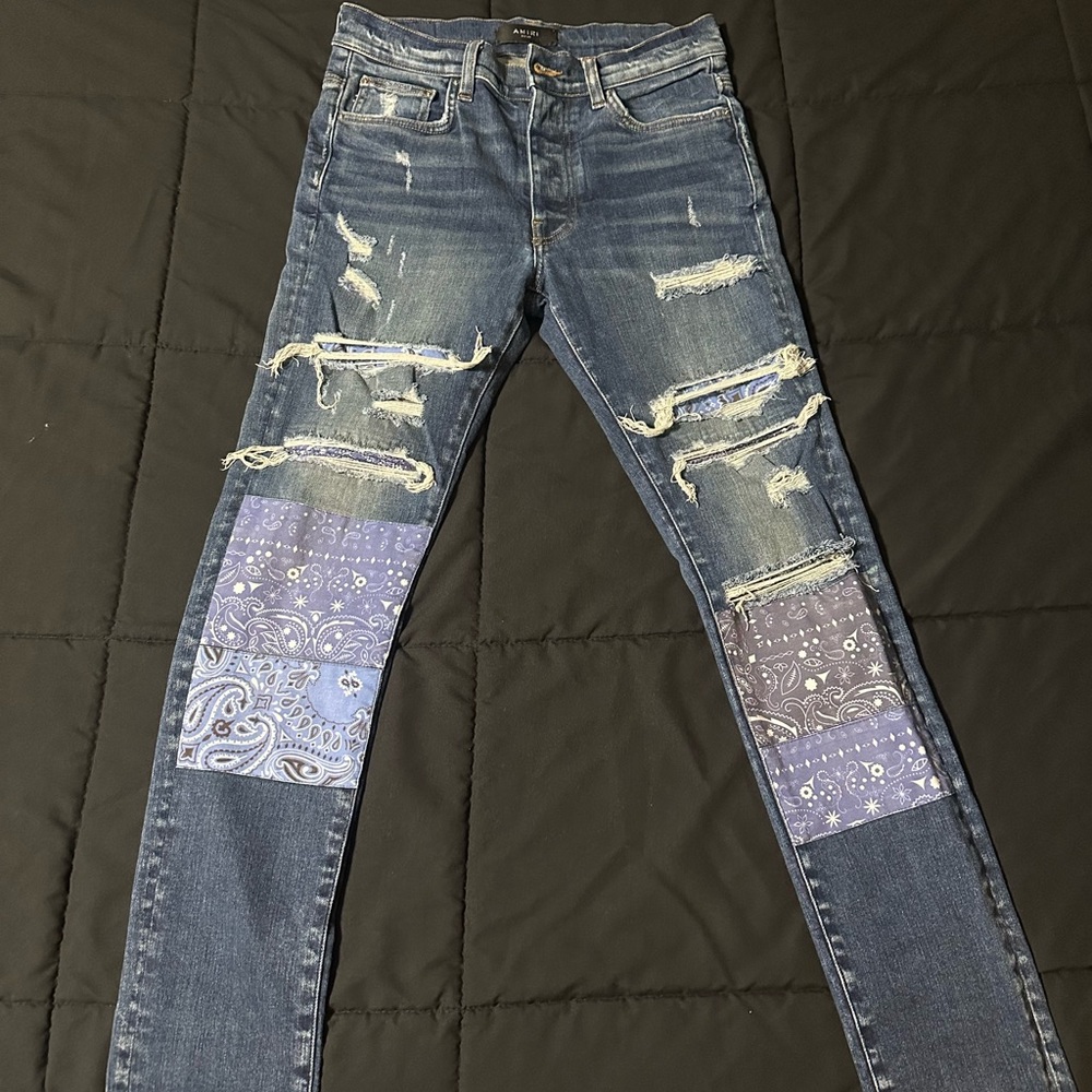 Men Distressed Blue Jeans with Patchwork